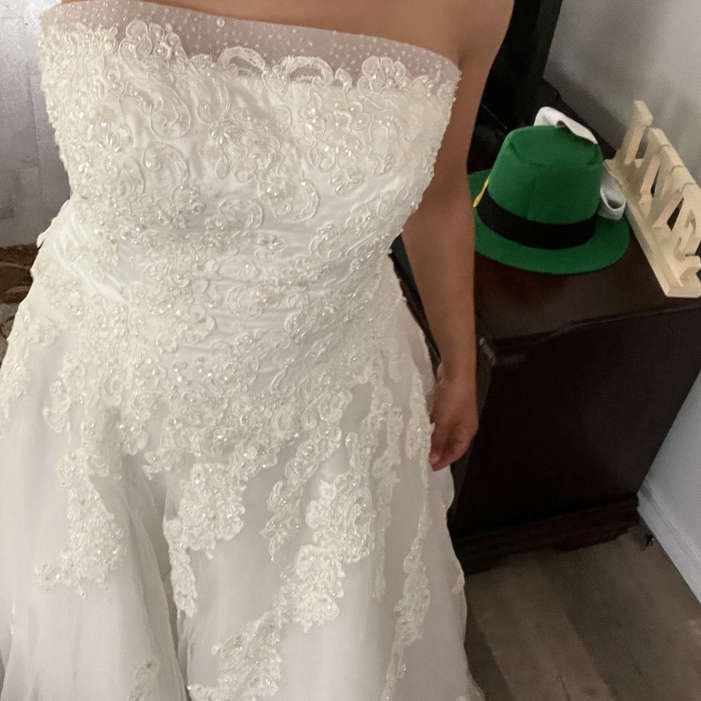 lee mori wedding dress